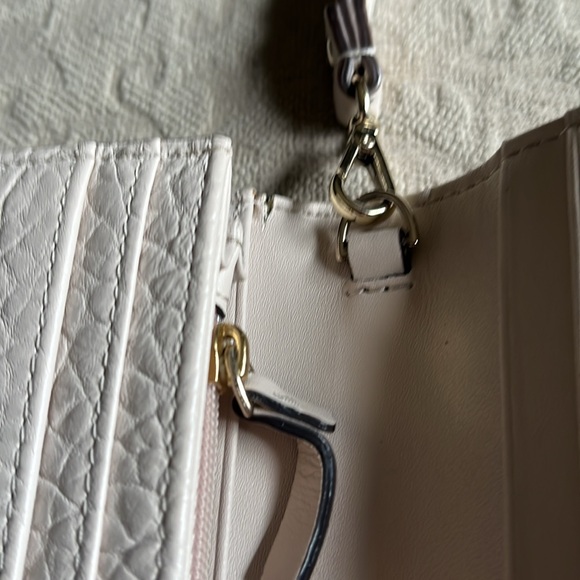 ♠️ Kate Spade Wallet/Wristlet - Picture 5 of 6